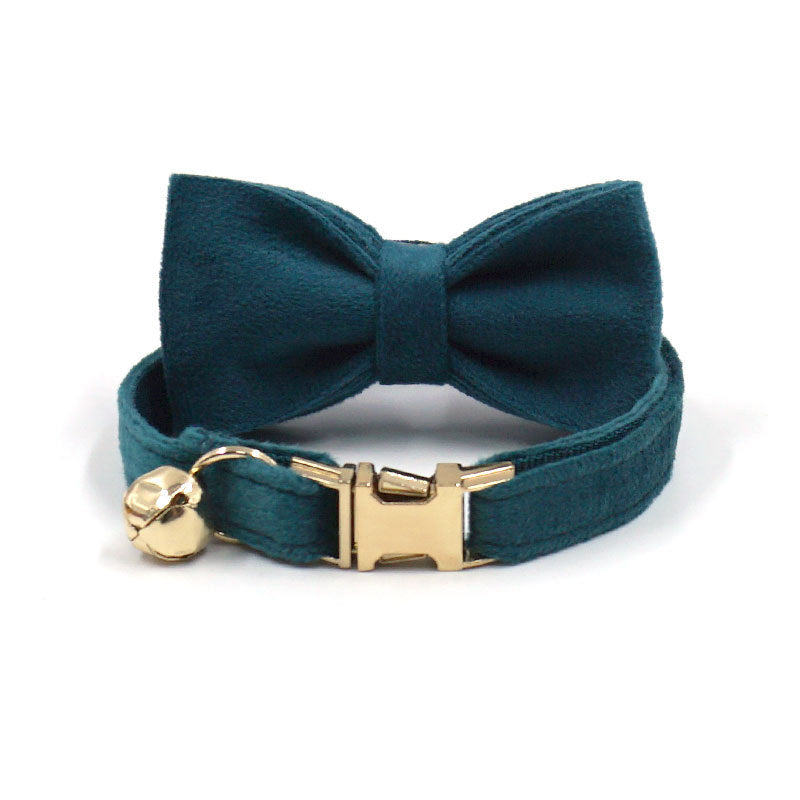 Dark green velvet cat collar