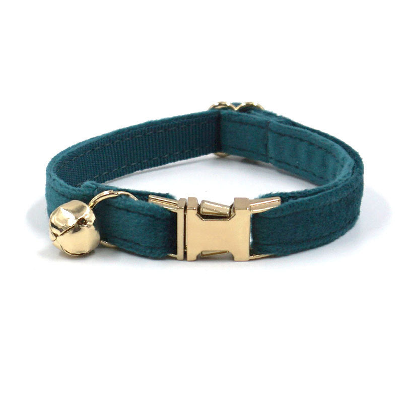 Dark green velvet cat collar